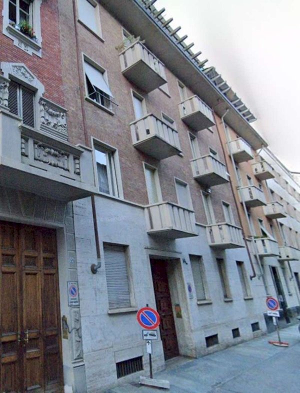 appartamento in vendita a Torino in zona Cit Turin