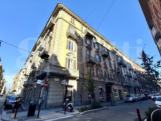 appartamento in vendita a Torino in zona Crocetta