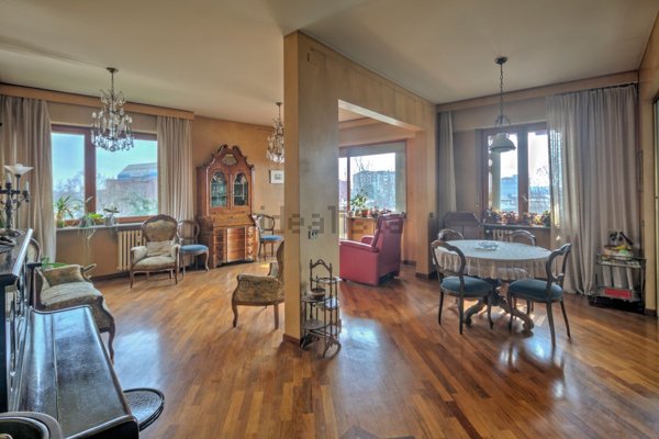 appartamento in vendita a Torino in zona Mirafiori Nord