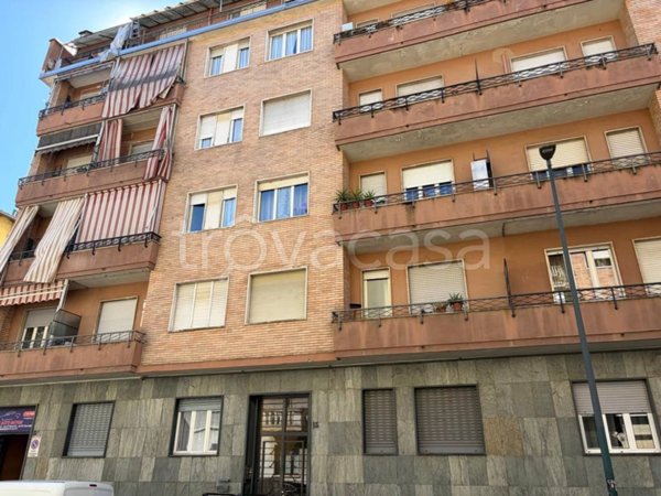 appartamento in vendita a Torino in zona Borgata Vittoria