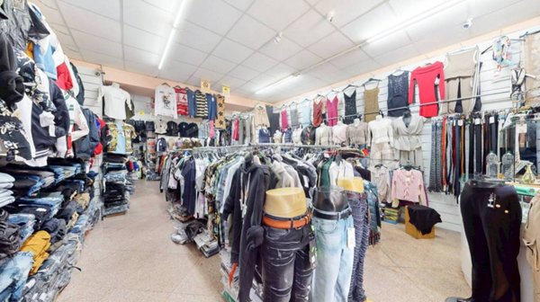 negozio in vendita a Torino in zona San Salvario