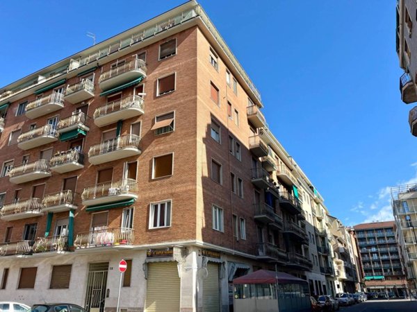 appartamento in vendita a Torino in zona Mirafiori Nord