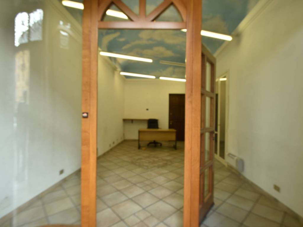 ufficio in vendita a Torino in zona Aurora