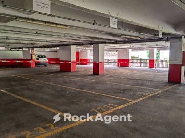 negozio in vendita a Torino in zona Madonna di Campagna