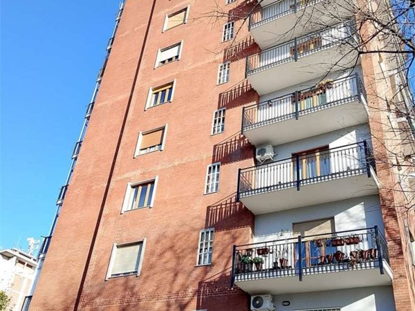 appartamento in vendita a Torino in zona Lucento