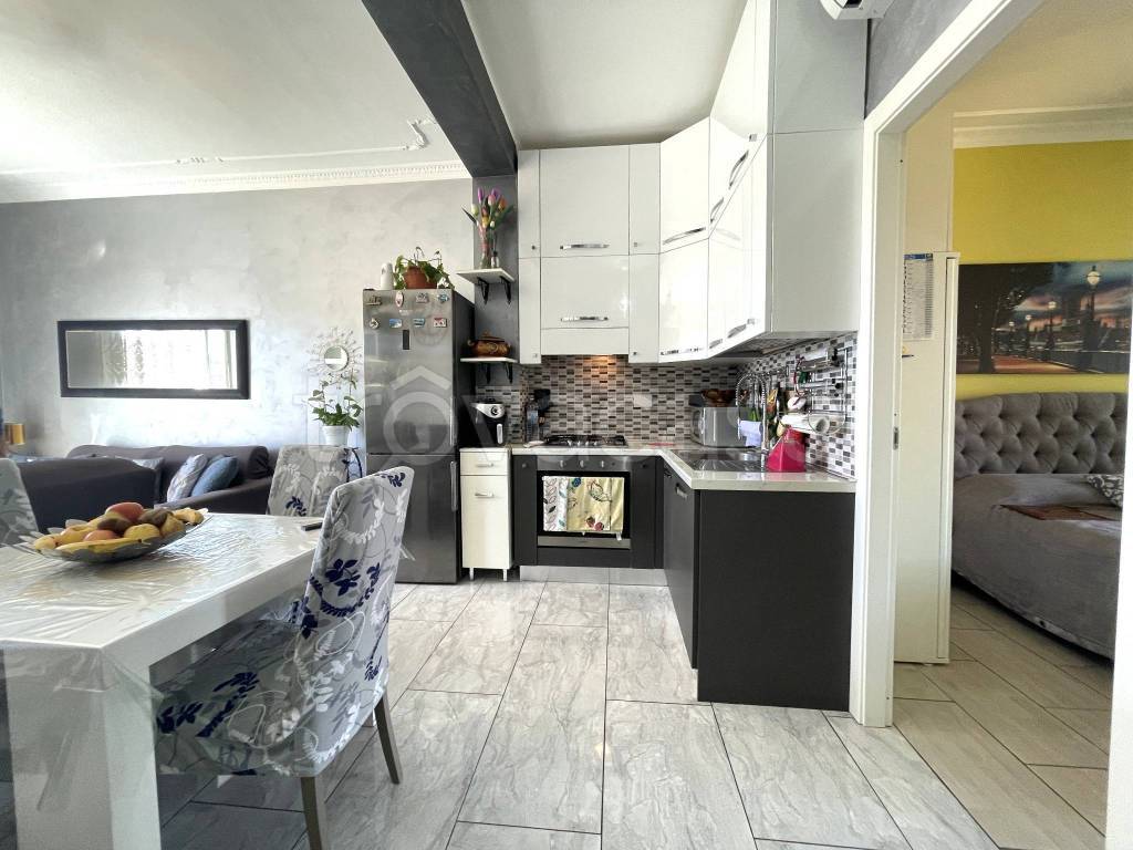 appartamento in vendita a Torino in zona Lucento