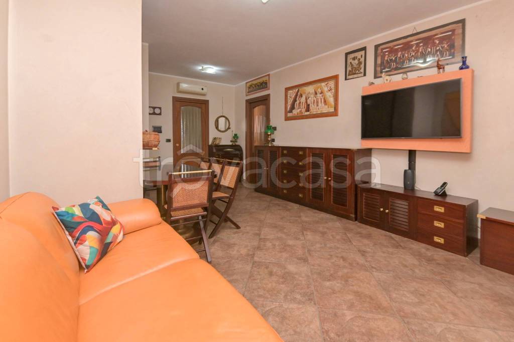 appartamento in vendita a Torino in zona Borgata Vittoria