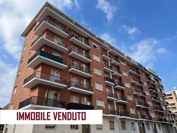 appartamento in vendita a Torino in zona Lucento