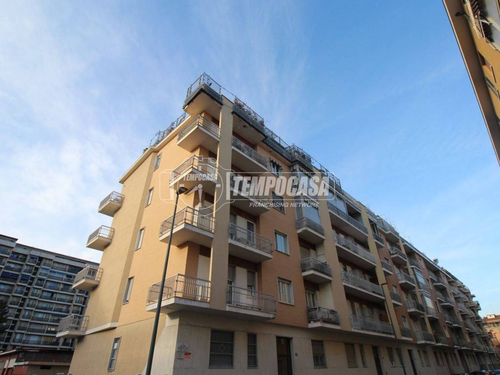 appartamento in vendita a Torino in zona Santa Rita