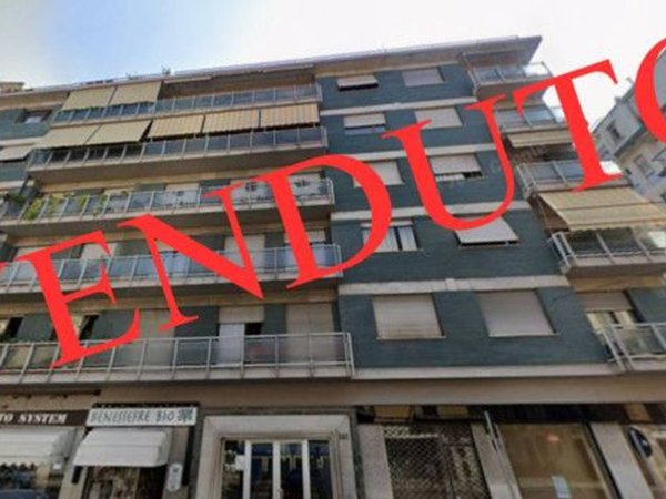 appartamento in vendita a Torino in zona San Salvario