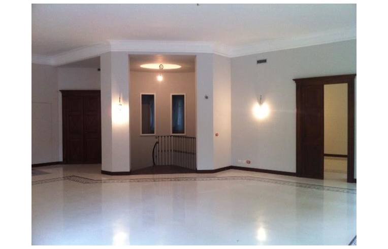 ufficio in vendita a Torino in zona Crocetta