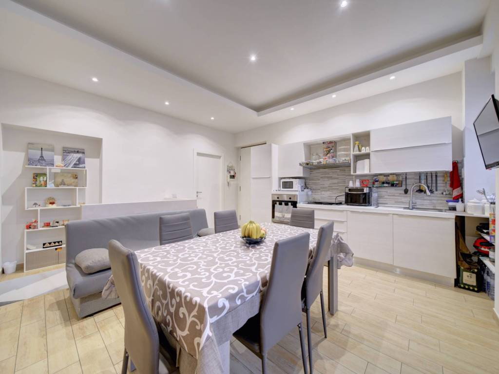 appartamento in vendita a Torino in zona Borgo San Paolo