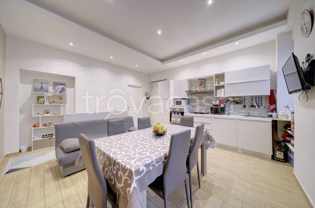 appartamento in vendita a Torino in zona Borgo San Paolo