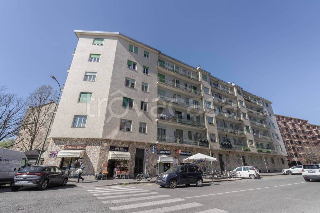 appartamento in vendita a Torino in zona Barriera di Milano