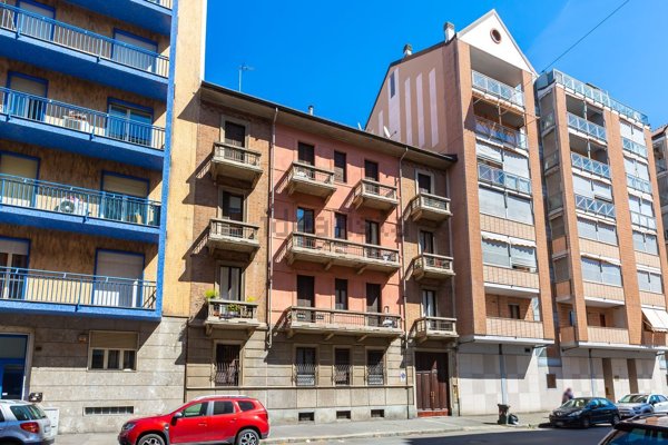 appartamento in vendita a Torino in zona Lucento