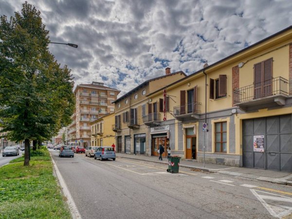 intera palazzina in vendita a Torino in zona Falchera