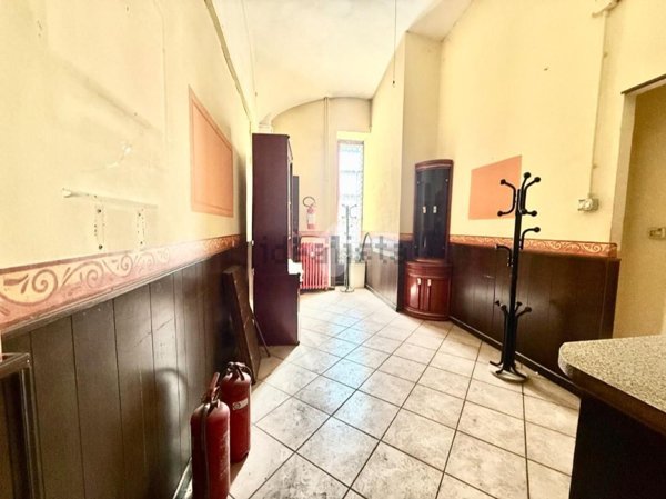 negozio in vendita a Torino in zona San Donato