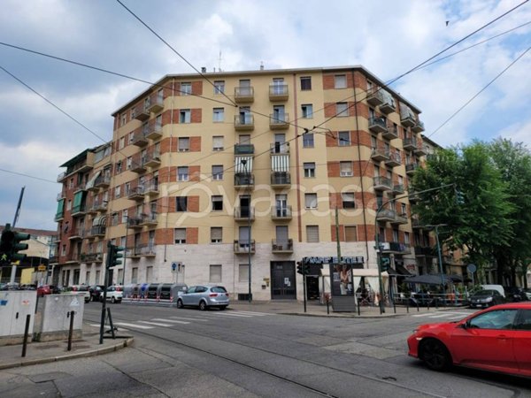 appartamento in vendita a Torino in zona Borgata Vittoria