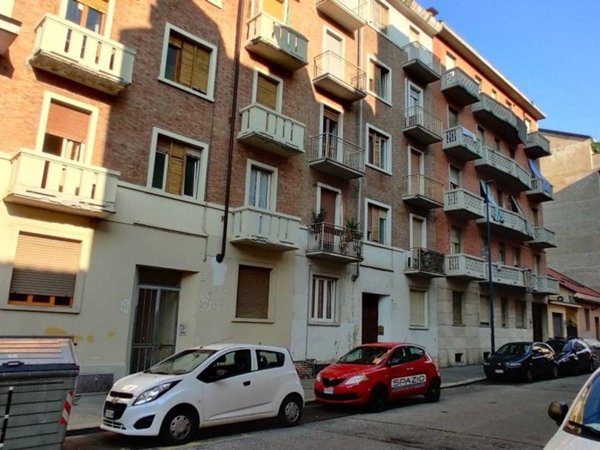 appartamento in vendita a Torino in zona Borgata Vittoria