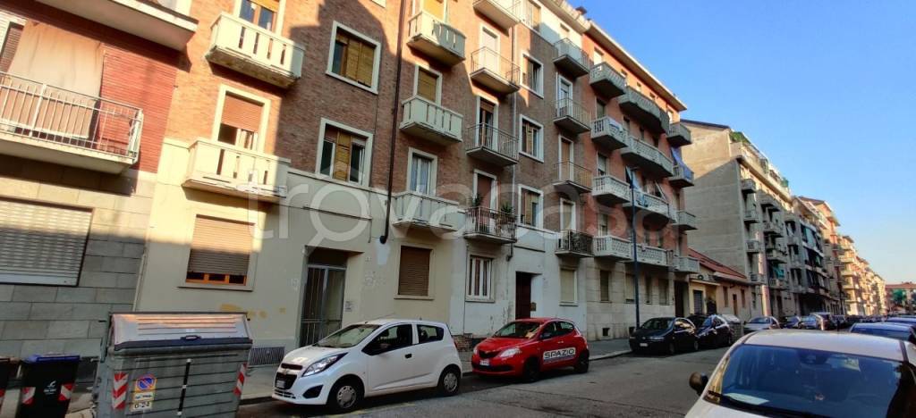 appartamento in vendita a Torino in zona Borgata Vittoria