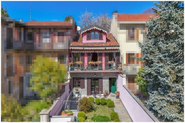 casa indipendente in vendita a Torino in zona Cavoretto