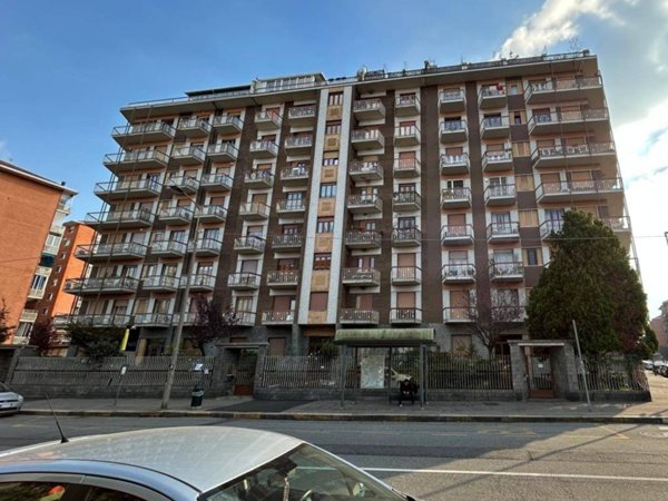 appartamento in vendita a Torino in zona Parella
