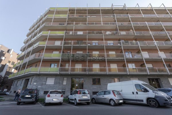 appartamento in vendita a Torino in zona Borgata Vittoria