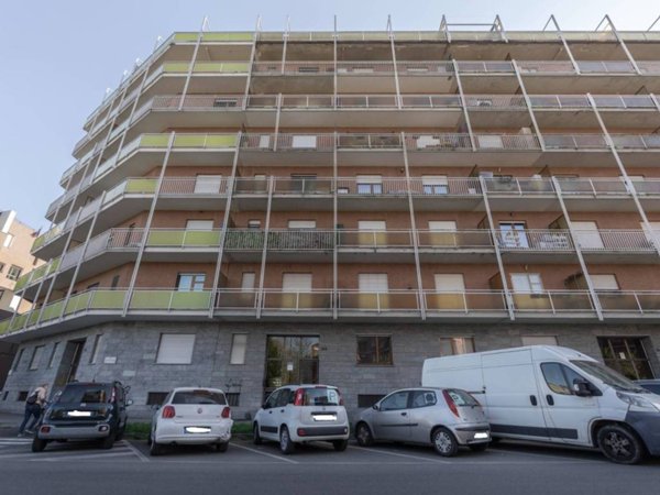 appartamento in vendita a Torino in zona Borgata Vittoria