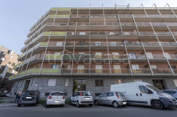 appartamento in vendita a Torino in zona Borgata Vittoria