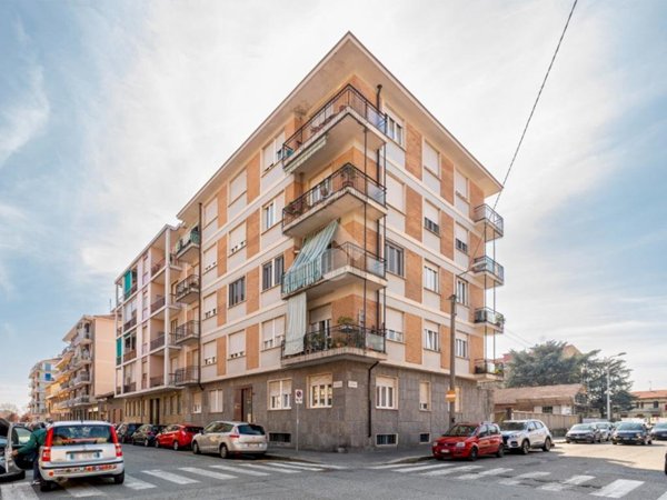 appartamento in vendita a Torino in zona Aeronautica