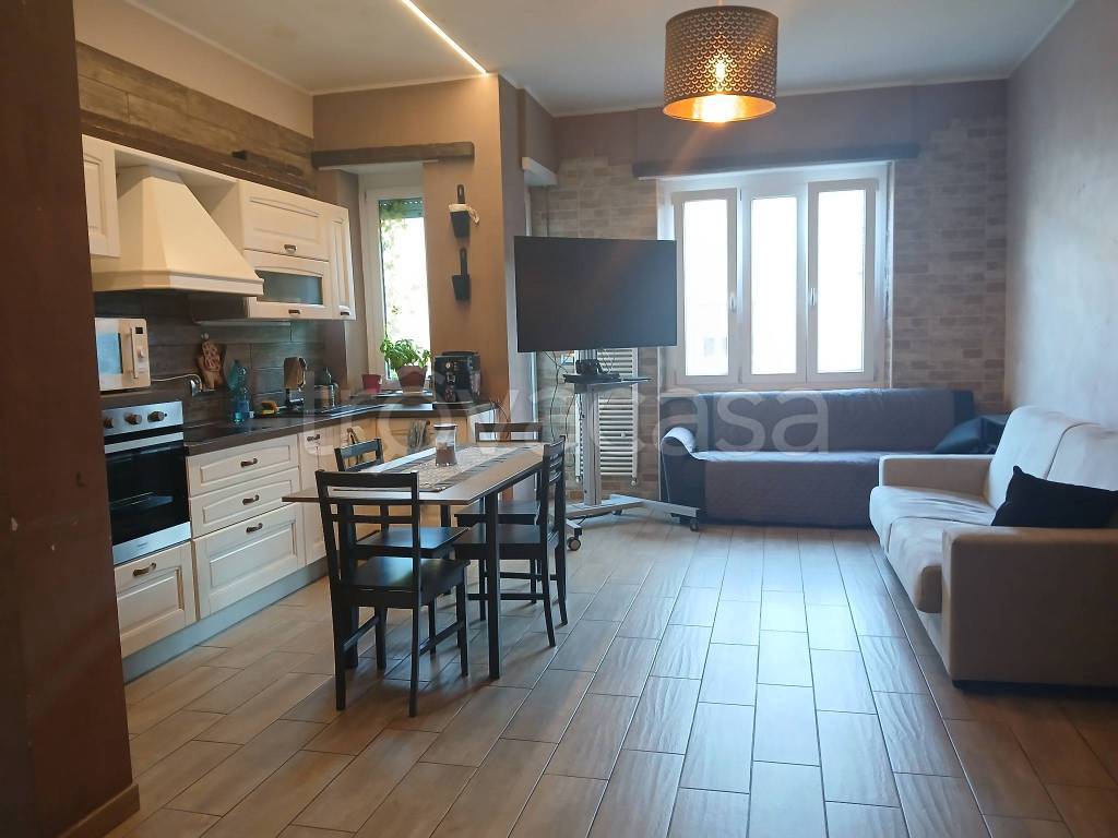 appartamento in vendita a Torino in zona Santa Rita
