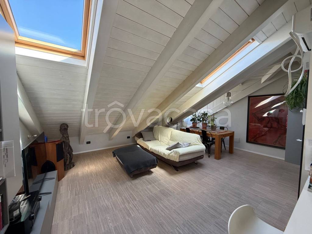 appartamento in vendita a Torino in zona Parella