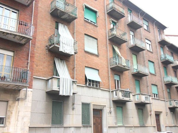 appartamento in vendita a Torino in zona Borgata Vittoria