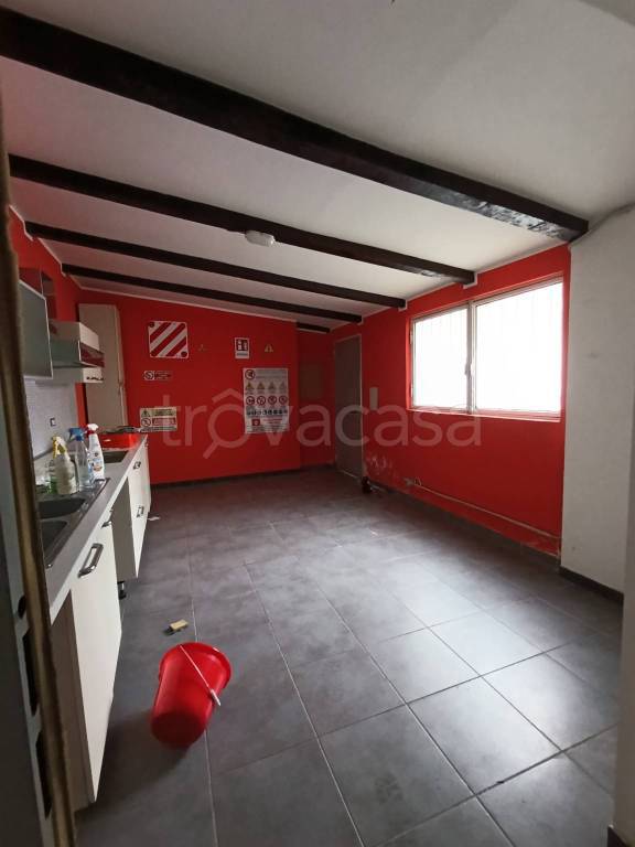 negozio in vendita a Torino in zona Borgo San Paolo