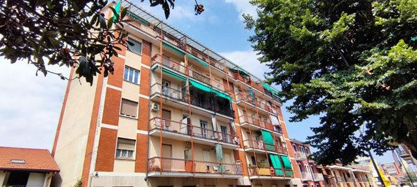 appartamento in vendita a Torino in zona Borgata Vittoria