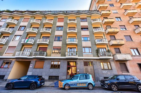 ufficio in vendita a Torino in zona Crocetta