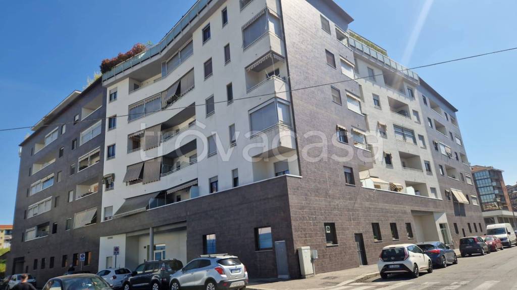 appartamento in vendita a Torino in zona Lucento