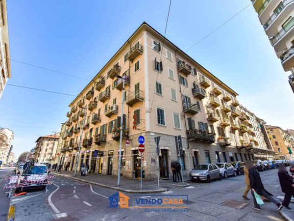 appartamento in vendita a Torino in zona Millefonti