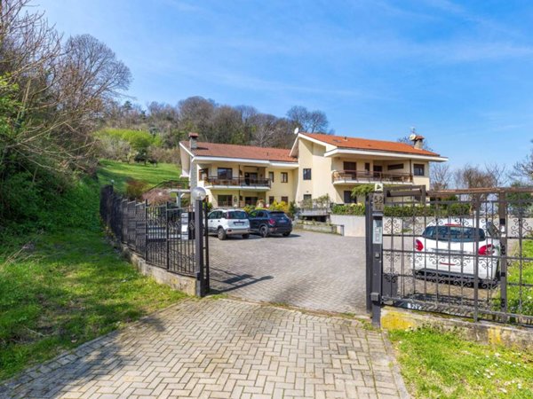 appartamento in vendita a Torino in zona Superga