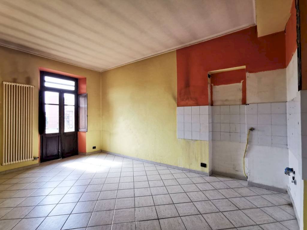 appartamento in vendita a Torino in zona Cit Turin