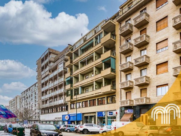 appartamento in vendita a Torino in zona Lingotto