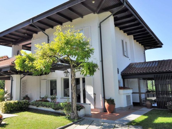 casa indipendente in vendita a Torino in zona Cavoretto