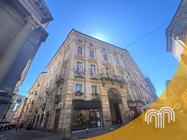 appartamento in vendita a Torino in zona Centro Storico