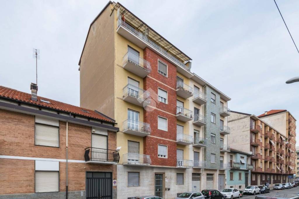 appartamento in vendita a Torino in zona Pozzo Strada