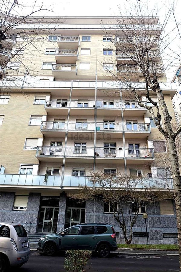 appartamento in vendita a Torino in zona Campidoglio