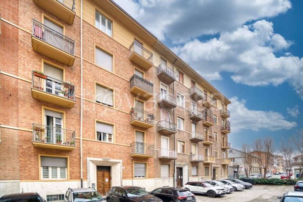 appartamento in vendita a Torino in zona Parella