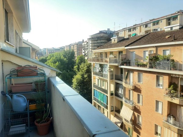 appartamento in vendita a Torino in zona Santa Rita