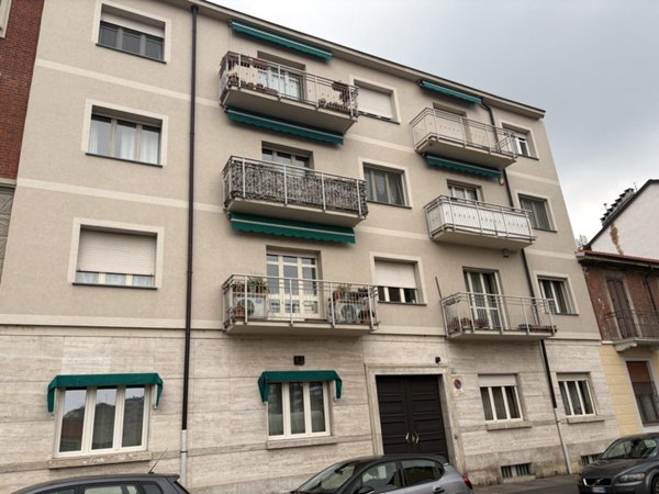 appartamento in vendita a Torino in zona Lingotto