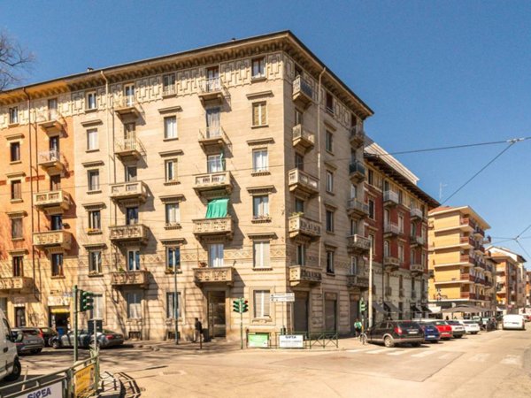 appartamento in vendita a Torino in zona Lingotto