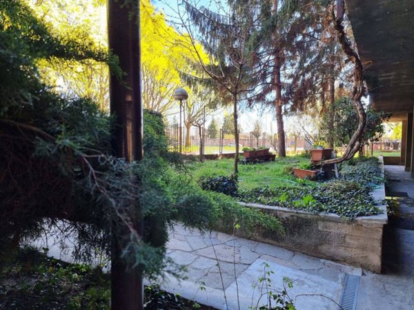 appartamento in vendita a Torino in zona Mirafiori Sud